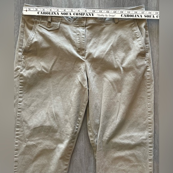 Talbots Signature Beige Khaki Straight Leg Mid Rise Pants Women’s 14 - Picture 8 of 11